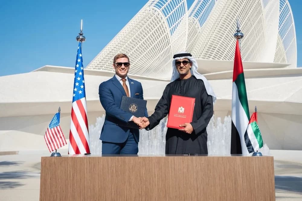 الثانية عربيًا.. واشنطن تعلن انضمام الإمارات إلى تحالف "باكس سيليكا"