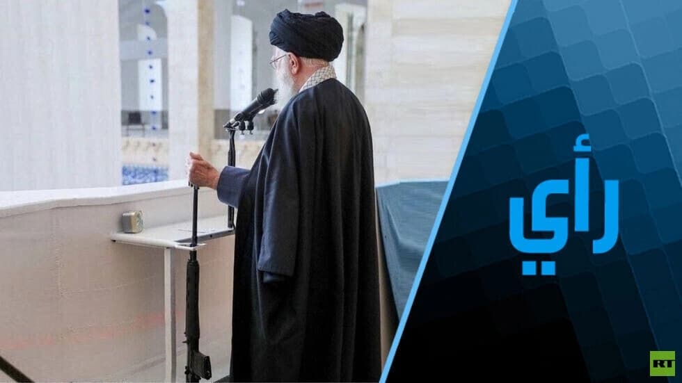 آخر أوراق التوت  قبل الخريف