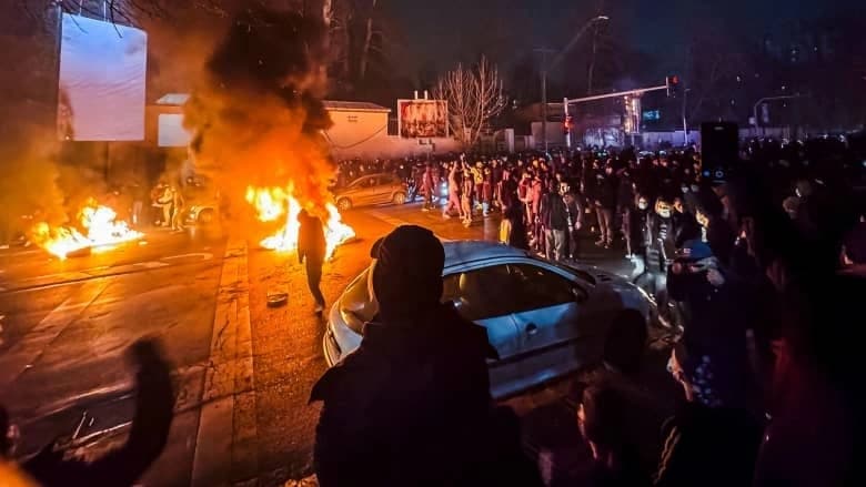 ما الأهداف التي قد تضربها أمريكا في إيران وما نوع الأسلحة التي قد تستخدمها؟