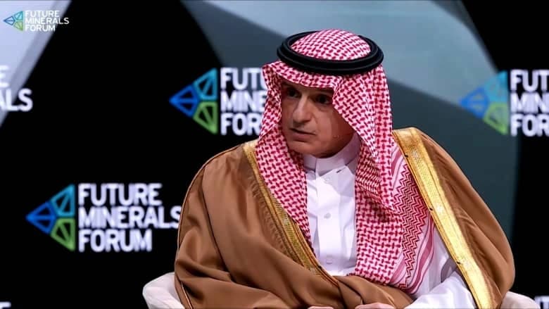 إيران تغلق مجالها الجوي أمام جميع الرحلات باستثناء الطيران المدني