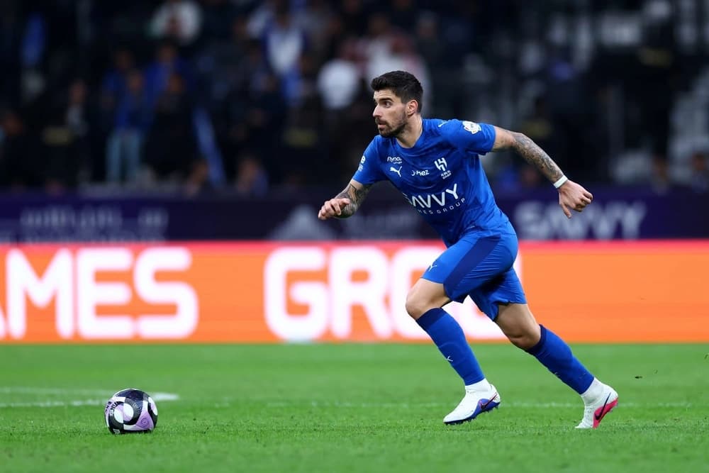 استمرار روبن نيفيز مع الهلال.. إليك مدة العقد الجديد بينهما